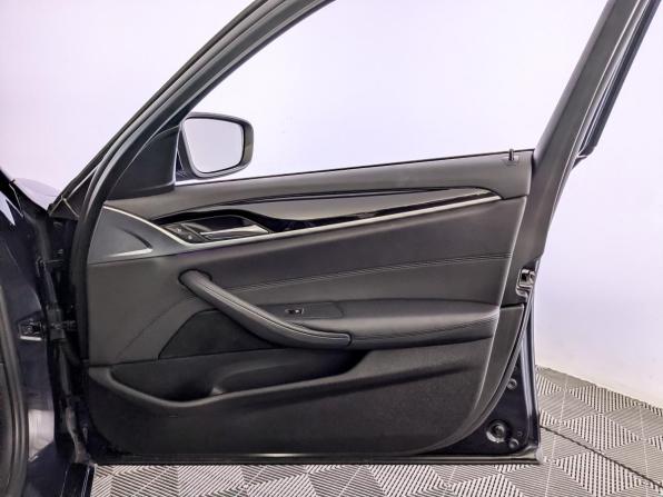 BMW 5 серии VII (G30/G31/G38) с пробегом 2019 года, цена 3 170 000 рублей, 170029 км, седан, Автокод Объявления