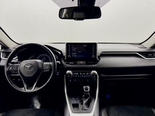 Toyota RAV4 V (XA50) с пробегом 2021 года, цена 4 350 000 рублей, 67412 км, внедорожник, Автокод Объявления