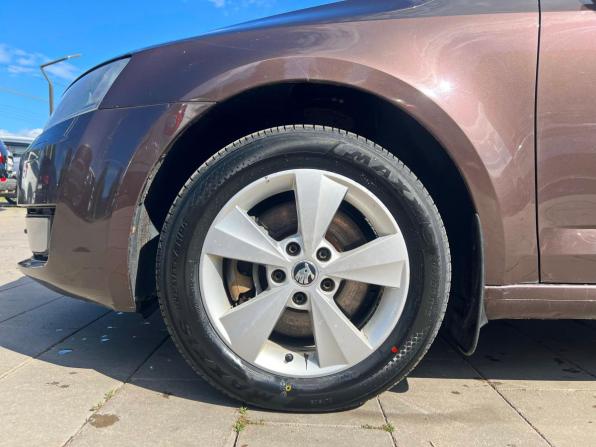 Skoda Octavia III (A7) с пробегом 2014 года, цена 1 375 000 рублей, 168178 км, лифтбек, Автокод Объявления