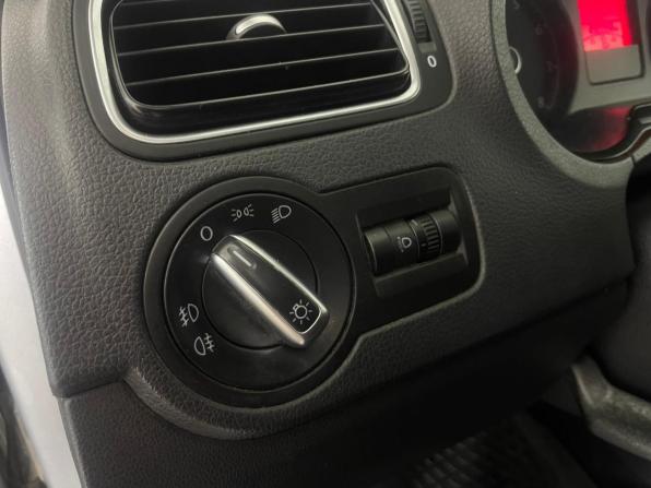 Volkswagen Polo V с пробегом 2013 года, цена 676 000 рублей, 238605 км, седан, Автокод Объявления