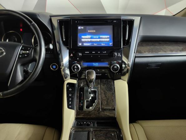 Toyota Alphard III Рестайлинг с пробегом 2019 года, цена 3 479 000 рублей, 248209 км, минивэн, Автокод Объявления