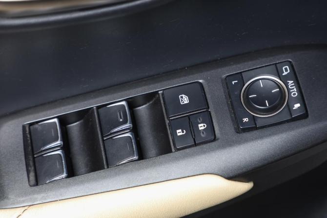 Lexus NX I Рестайлинг с пробегом 2017 года, цена 3 399 000 рублей, 148800 км, внедорожник, Автокод Объявления