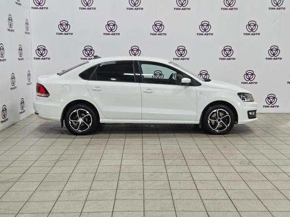 Volkswagen Polo V Рестайлинг с пробегом 2017 года, цена 1 188 000 рублей, 123372 км, седан, Автокод Объявления