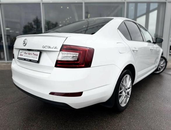 Skoda Octavia III (A7) с пробегом 2016 года, цена 1 390 000 рублей, 164000 км, лифтбек, Автокод Объявления