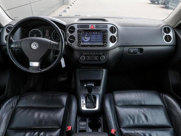 Volkswagen Tiguan I с пробегом 2010 года, цена 679 000 рублей, 291238 км, внедорожник, Автокод Объявления