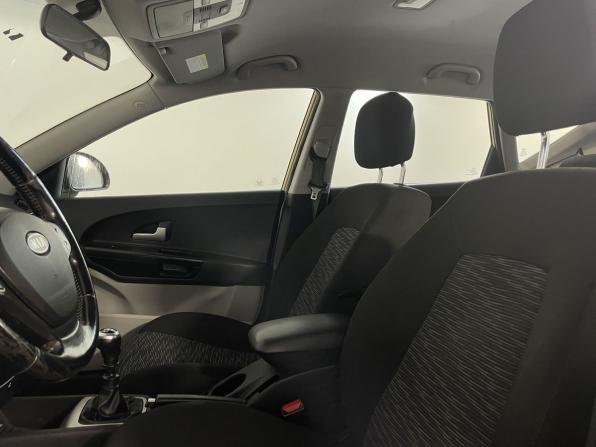Kia Ceed I с пробегом 2009 года, цена 629 900 рублей, 183612 км, универсал, Автокод Объявления