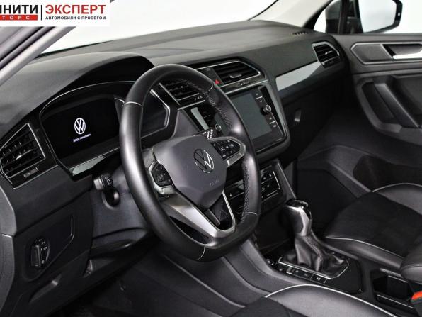 Volkswagen Tiguan II Рестайлинг с пробегом 2021 года, цена 3 057 000 рублей, 36810 км, внедорожник, Автокод Объявления