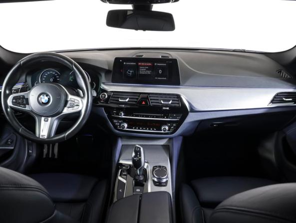BMW 5 серии VII (G30/G31/G38) с пробегом 2018 года, цена 3 484 000 рублей, 113400 км, седан, Автокод Объявления