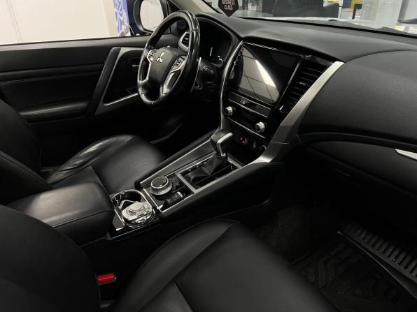 Mitsubishi Pajero Sport III Рестайлинг с пробегом 2020 года, цена 3 450 000 рублей, 119012 км, внедорожник, Автокод Объявления