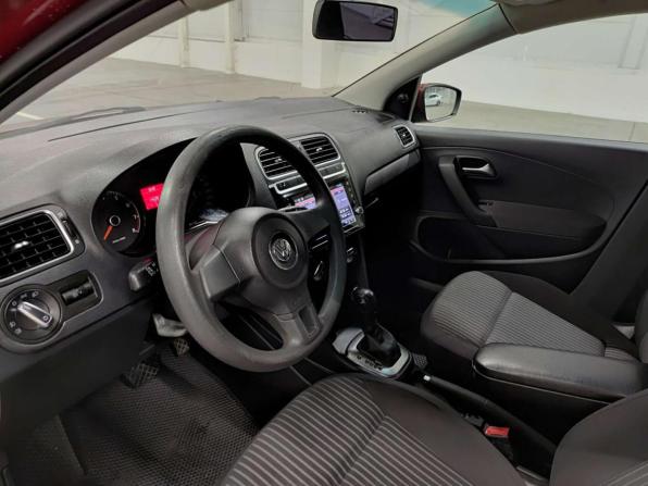Volkswagen Polo V с пробегом 2010 года, цена 690 000 рублей, 145280 км, седан, Автокод Объявления