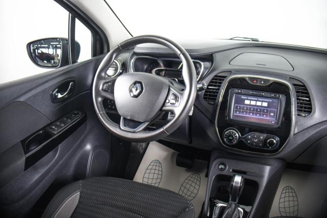Renault Kaptur I с пробегом 2018 года, цена 1 359 000 рублей, 157000 км, внедорожник, Автокод Объявления