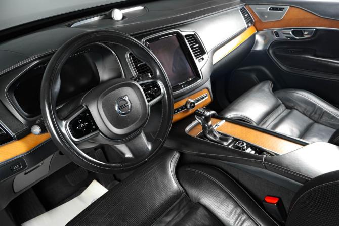Volvo XC90 II с пробегом 2016 года, цена 3 149 000 рублей, 307000 км, внедорожник, Автокод Объявления