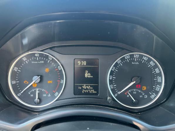 Skoda Octavia II (A5) Рестайлинг с пробегом 2011 года, цена 395 000 рублей, 244729 км, лифтбек, Автокод Объявления
