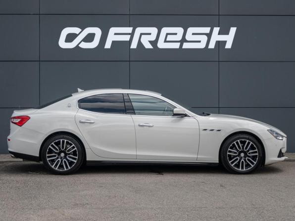 Maserati Ghibli III Рестайлинг с пробегом 2017 года, цена 4 600 000 рублей, 104038 км, седан, Автокод Объявления