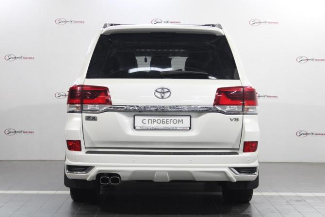Toyota Land Cruiser 200 Series Рестайлинг 2 с пробегом 2019 года, цена 8 100 000 рублей, 134125 км, внедорожник, Автокод Объявления