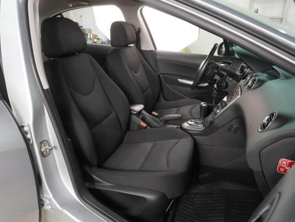 Peugeot 408 I с пробегом 2013 года, цена 729 000 рублей, 74140 км, седан, Автокод Объявления