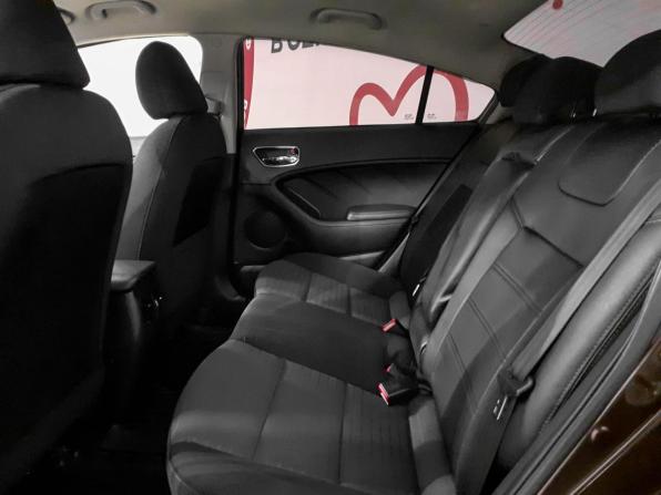 Kia Cerato III Рестайлинг (Classic) с пробегом 2018 года, цена 1 357 000 рублей, 178243 км, седан, Автокод Объявления