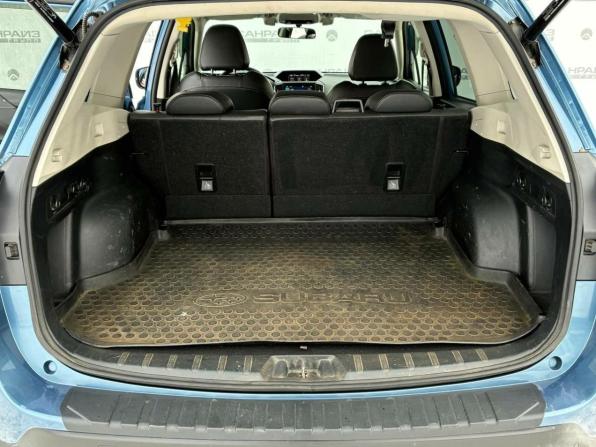 Subaru Forester V с пробегом 2018 года, цена 1 799 000 рублей, 277300 км, внедорожник, Автокод Объявления