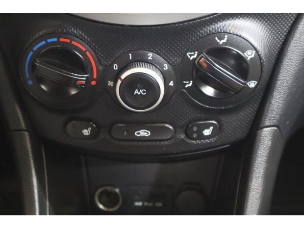 Hyundai Solaris I с пробегом 2013 года, цена 689 000 рублей, 180880 км, хэтчбек, Автокод Объявления