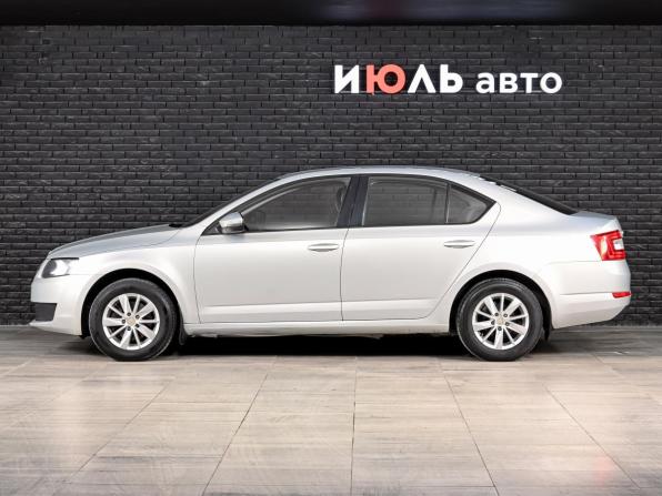 Skoda Octavia III (A7) с пробегом 2015 года, цена 1 250 000 рублей, 176899 км, лифтбек, Автокод Объявления