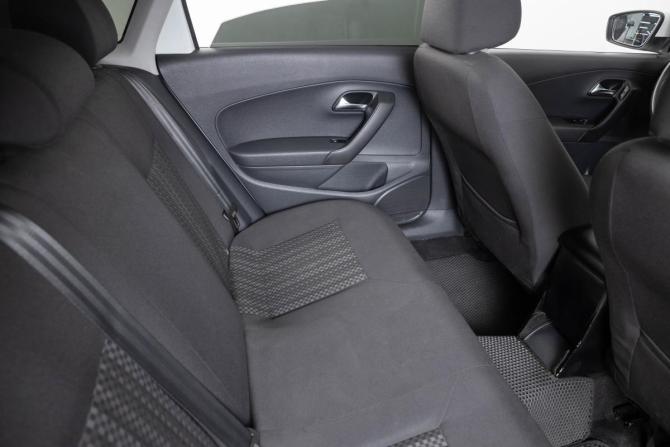 Volkswagen Polo V Рестайлинг с пробегом 2015 года, цена 859 000 рублей, 193000 км, седан, Автокод Объявления