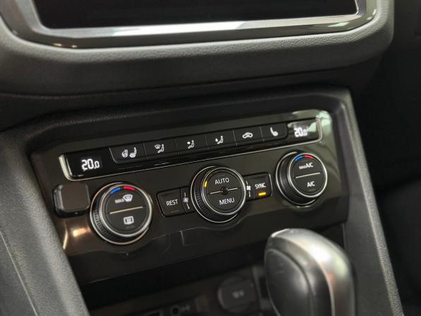 Volkswagen Tiguan II с пробегом 2019 года, цена 2 750 000 рублей, 103800 км, внедорожник, Автокод Объявления