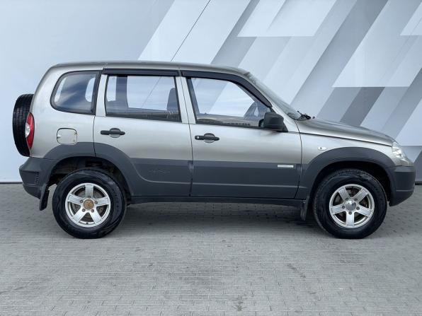 Chevrolet Niva I Рестайлинг с пробегом 2013 года, цена 548 000 рублей, 175618 км, внедорожник, Автокод Объявления