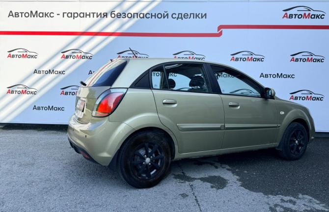 Kia Rio II Рестайлинг с пробегом 2011 года, цена 580 000 рублей, 135650 км, хэтчбек, Автокод Объявления