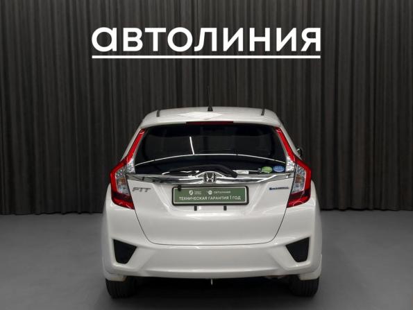 Honda Fit III с пробегом 2014 года, цена 930 000 рублей, 217000 км, хэтчбек, Автокод Объявления