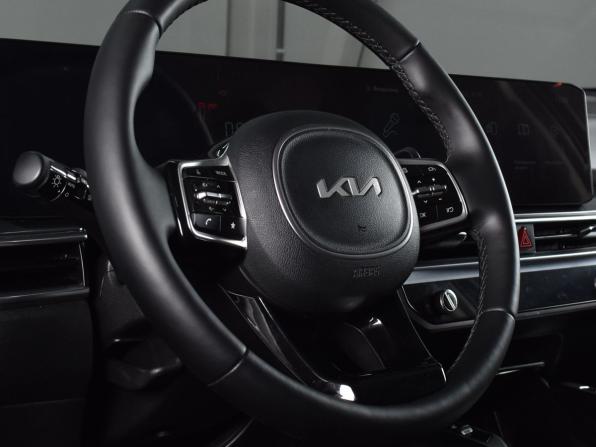 Kia Sorento IV Рестайлинг с пробегом 2024 года, цена 3 899 995 рублей, 130957 км, внедорожник, Автокод Объявления