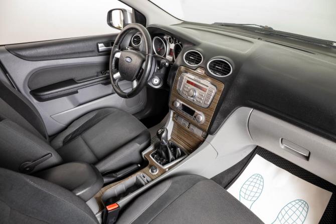 Ford Focus II с пробегом 2008 года, цена 509 000 рублей, 240000 км, хэтчбек, Автокод Объявления
