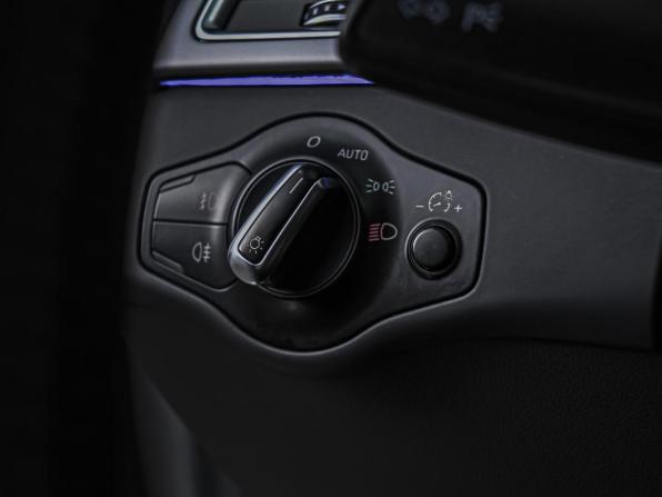Audi A4 IV (B8) Рестайлинг с пробегом 2013 года, цена 1 429 000 рублей, 150027 км, седан, Автокод Объявления