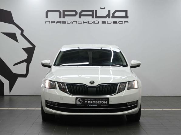 Skoda Octavia III (A7) Рестайлинг с пробегом 2019 года, цена 1 939 900 рублей, 211000 км, лифтбек, Автокод Объявления