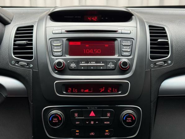 Kia Sorento II Рестайлинг с пробегом 2013 года, цена 1 999 000 рублей, 185000 км, внедорожник, Автокод Объявления
