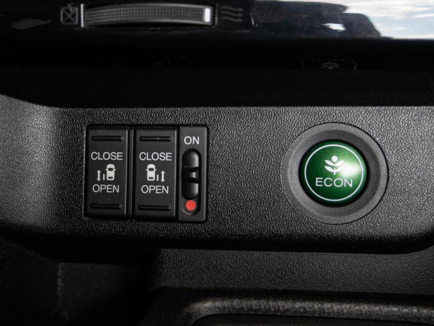 Honda Stepwgn V Рестайлинг Краснодар  - изображение 22