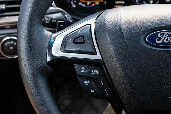 Ford Mondeo V с пробегом 2019 года, цена 1 499 000 рублей, 126791 км, универсал, Автокод Объявления