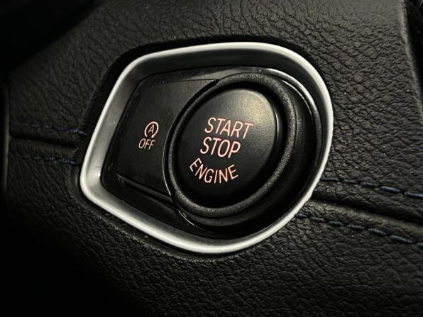 BMW X1 II (F48) Рестайлинг с пробегом 2021 года, цена 2 960 000 рублей, 98311 км, внедорожник, Автокод Объявления