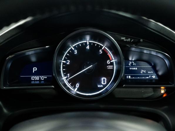Mazda Axela III Рестайлинг с пробегом 2016 года, цена 1 230 500 рублей, 109870 км, хэтчбек, Автокод Объявления