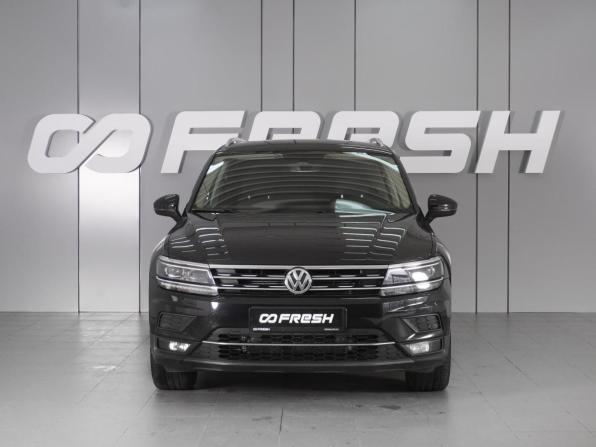 Volkswagen Tiguan II с пробегом 2018 года, цена 2 849 000 рублей, 125359 км, внедорожник, Автокод Объявления