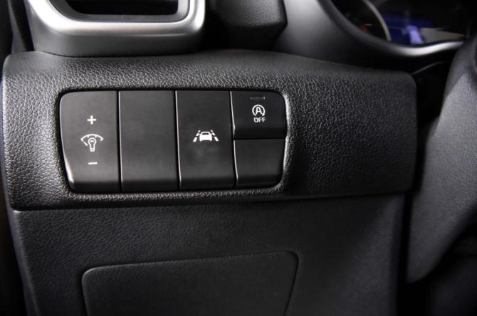 Kia Sportage IV Рестайлинг с пробегом 2018 года, цена 2 299 000 рублей, 114700 км, внедорожник, Автокод Объявления