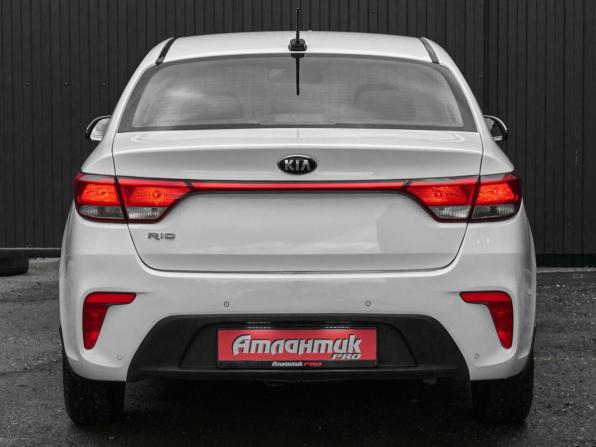 Kia Rio IV с пробегом 2017 года, цена 1 160 000 рублей, 165109 км, седан, Автокод Объявления