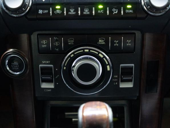 Toyota Land Cruiser Prado 150 Series Рестайлинг 1 с пробегом 2014 года, цена 2 990 000 рублей, 256795 км, внедорожник, Автокод Объявления