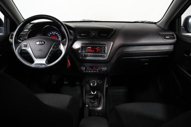 Kia Rio III Рестайлинг с пробегом 2015 года, цена 899 000 рублей, 140000 км, хэтчбек, Автокод Объявления