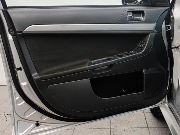 Mitsubishi Lancer X Рестайлинг с пробегом 2011 года, цена 790 000 рублей, 264618 км, седан, Автокод Объявления