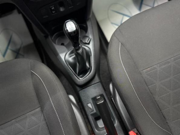 Renault Sandero II Рестайлинг с пробегом 2018 года, цена 960 000 рублей, 147872 км, хэтчбек, Автокод Объявления