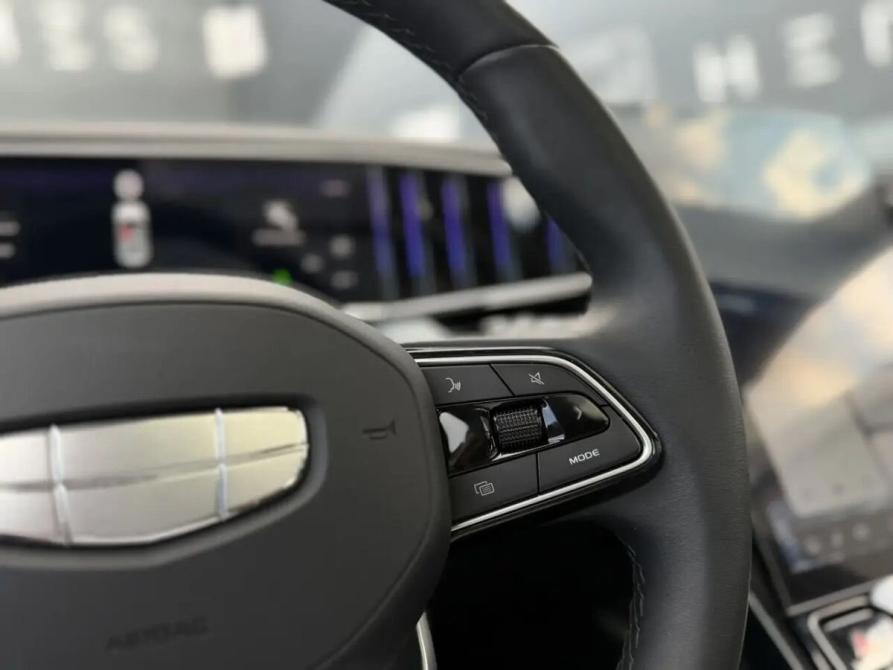 Geely Atlas II Минеральные Воды  - изображение 13