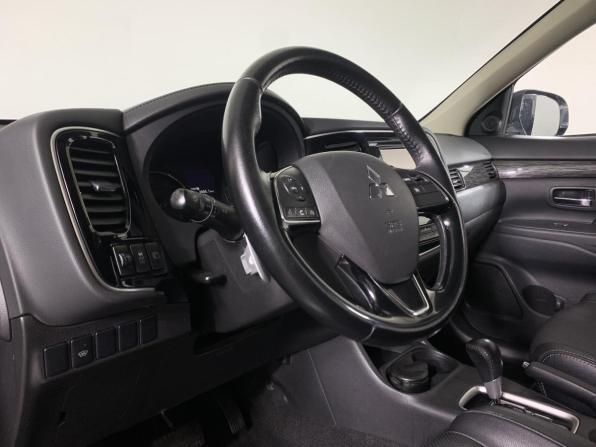 Mitsubishi Outlander III Рестайлинг с пробегом 2015 года, цена 1 825 000 рублей, 149741 км, внедорожник, Автокод Объявления
