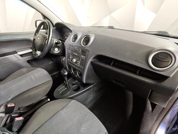 Ford Fusion I Рестайлинг с пробегом 2006 года, цена 450 000 рублей, 170348 км, хэтчбек, Автокод Объявления