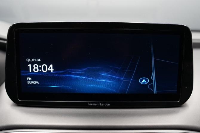 Hyundai Santa Fe IV Рестайлинг с пробегом 2022 года, цена 4 390 000 рублей, 67000 км, внедорожник, Автокод Объявления