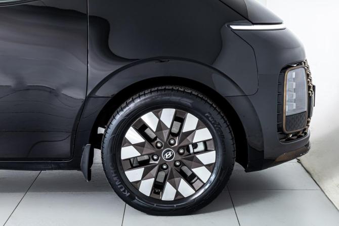 Hyundai Staria I с пробегом 2021 года, цена 4 089 000 рублей, 115000 км, минивэн, Автокод Объявления